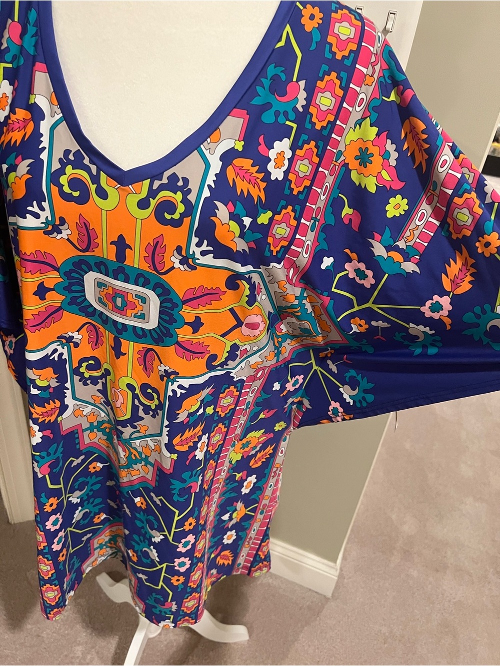 Trina Turk Navy Moroccan Multicolor V-Neck Swim Coverup Tunic - Picture 4 of 8